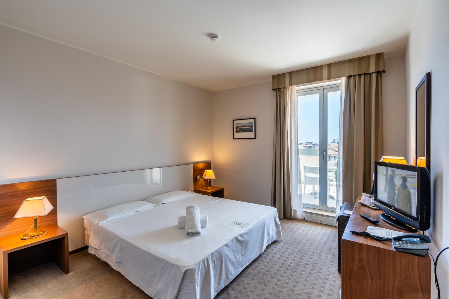 Capo Peloro Hotel (Adults Only) Torre di Faro Екстериор снимка
